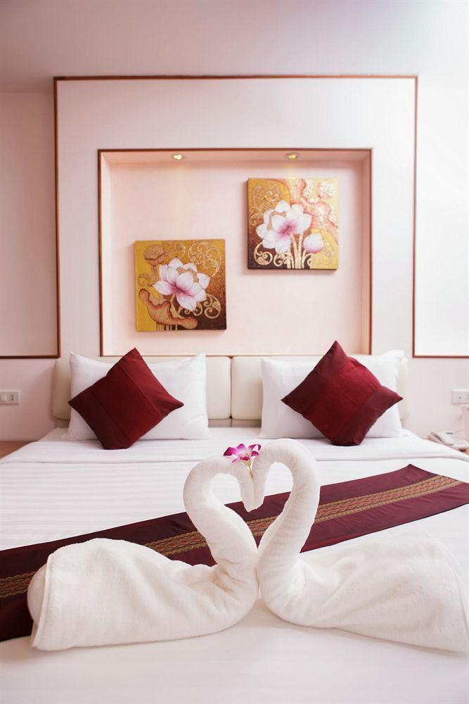 โรงแรม โรงแรมเคซี เพลซ ประตูน้ำ 3*